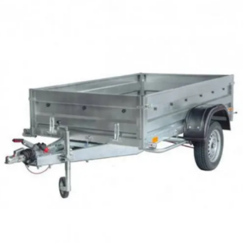 Remolque 2,42×1,35m con freno, tablero fenólico, basculante. Potencia eje 750kg